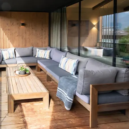 Schoenblick - Next To Areit Gondel Station