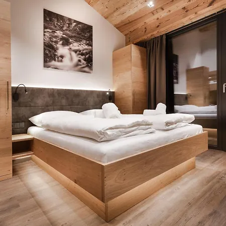 Schoenblick Residence Apartments - 600M Air Line To Areit Gondel Station