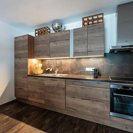 Apartment Schoenblick Residence Apartments - 600M Air Line To Areit Gondel Station *