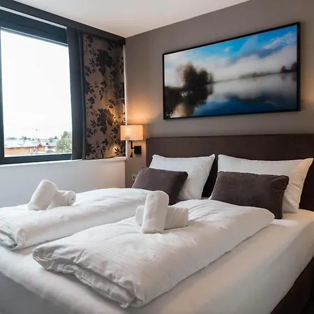 Schoenblick Residence Apartments - 600M Air Line To Areit Gondel Station * Zell am See