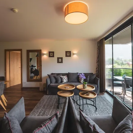 Schoenblick Residence Apartments - 600M Air Line To Areit Gondel Station Apartment