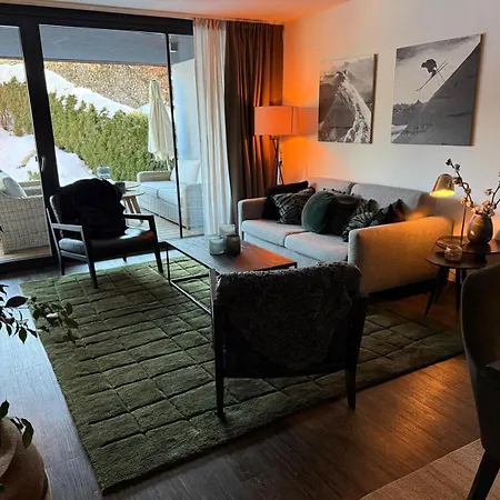 Schoenblick Residence Apartments - 600M Air Line To Areit Gondel Station
