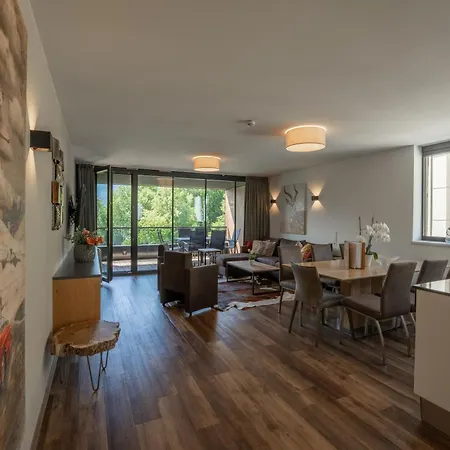 Apartment Schoenblick Residence Apartments - 600M Air Line To Areit Gondel Station Zell am See